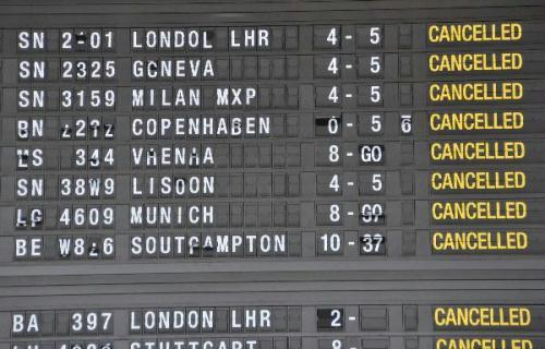 A&nbsp;display&nbsp;board&nbsp;shows&nbsp;cancelled&nbsp;flights&nbsp;at&nbsp;Brussels&nbsp;international&nbsp;airport&nbsp;in&nbsp;Brussels,&nbsp;capital&nbsp;of&nbsp;Belgium,&nbsp;on&nbsp;April&nbsp;15,&nbsp;2010.&nbsp;All&nbsp;the&nbsp;flights&nbsp;at&nbsp;the&nbsp;airport&nbsp;were&nbsp;cancelled&nbsp;due&nbsp;to&nbsp;the&nbsp;volcanic&nbsp;eruption&nbsp;in&nbsp;Iceland.&nbsp;(Xinhua/Wu&nbsp;Wei)