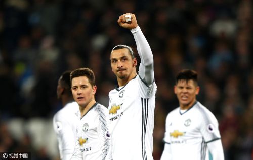 英格兰足球超级联赛英超-马塔破僵局伊布进球 曼联2-0力夺6连胜