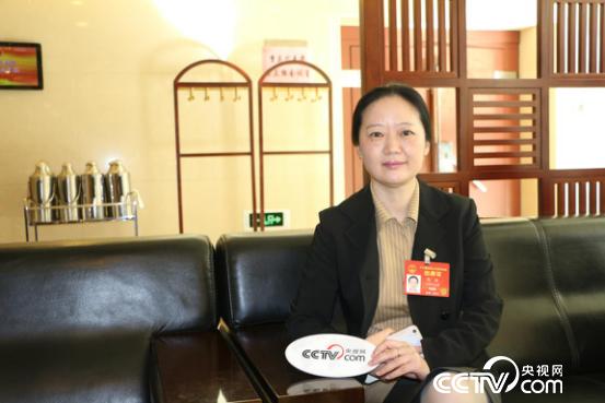 全国人大代表薛颖