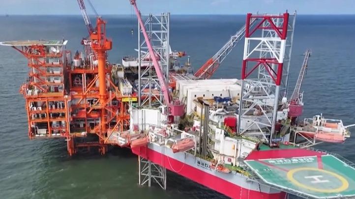 China brings major oilfield in Bohai Sea into production