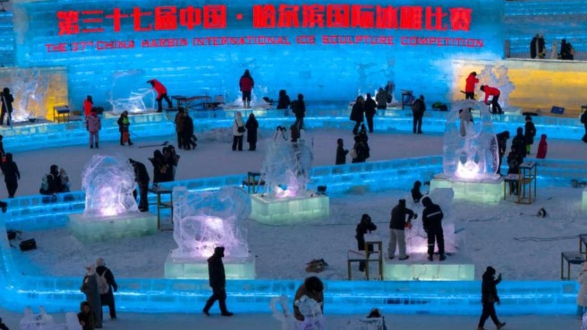 International ice sculpture competition heats up in Harbin