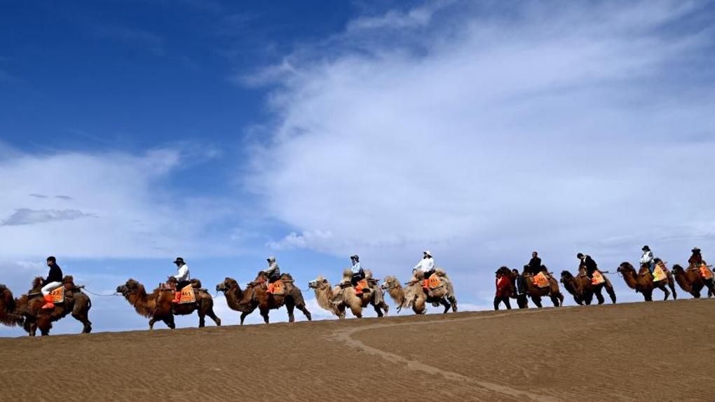 Tourism heats up across China ahead of May Day holiday