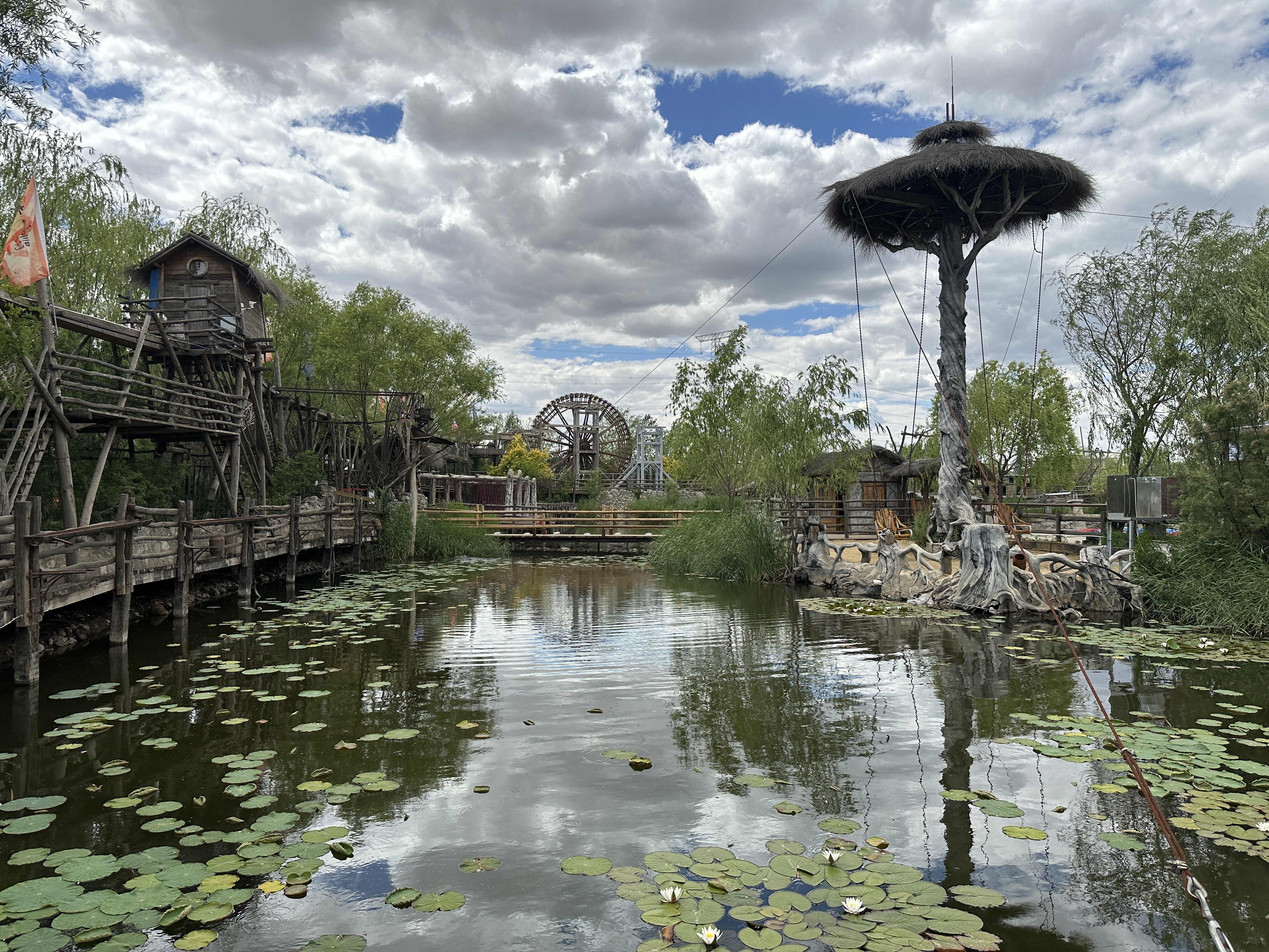 Exploring Yellow River culture at Huangheyao Cultural Tourism Park