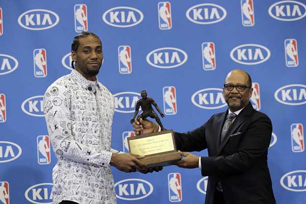 Kawhi Leonard wins NBA Defensive MVP for the second consecutive year