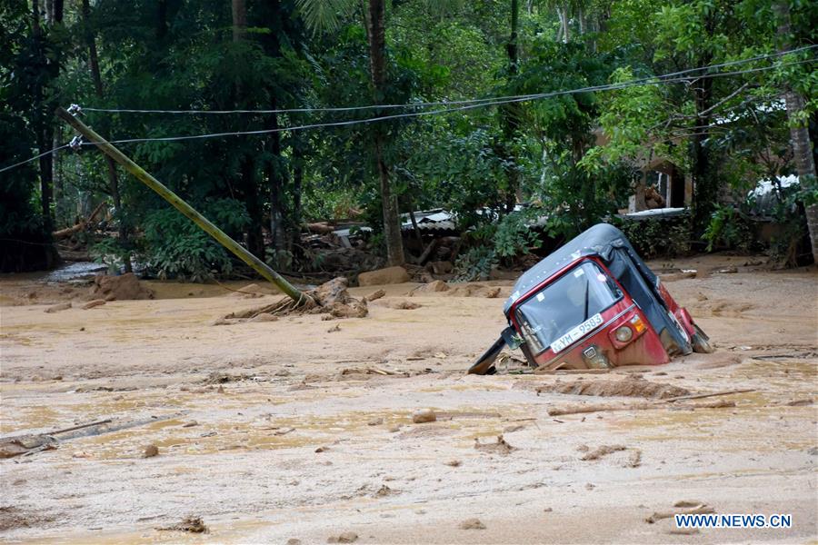 Photo taken on May 18, 2016 shows the site of a landslide in Kegalle District in Sri Lanka. The death toll from Sri Lanka