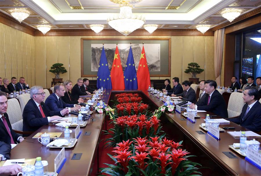 BEIJING, July 12, 2016 (Xinhua) -- Chinese President Xi Jinping (2nd R, front) meets with European Council President Donald Tusk (3rd L, front) and European Commission President Jean-Claude Juncker (2nd L, front) in Beijing, capital of China, July 12, 2016. (Xinhua/Liu Weibing) 
