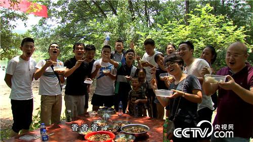 90后小伙3年从负翁到富翁