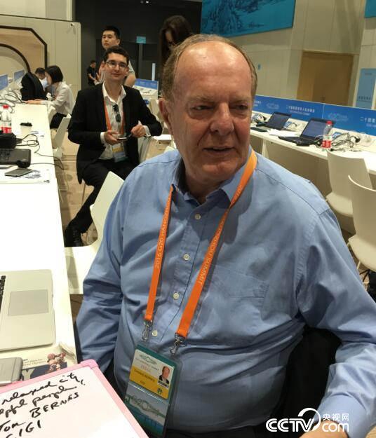 加拿大媒体国际治理创新中心（CIGI)前执行主任TomBernes