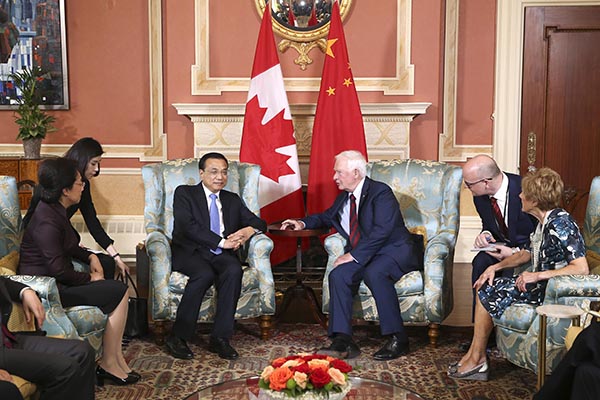 Premier Li Keqiang met with Canada