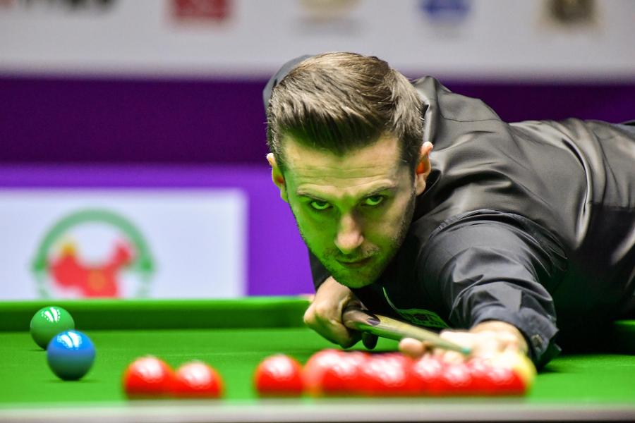 Selby crushes Ding 10-1 in Daqing International Championship final Mark Selby of England plays a shot against Ding Junhui of China in their match during the World Snooker International Championship 2016 in Daqing city, Northeast China