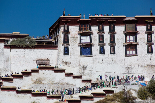 Renovation and repainting work has begun at the World Heritage Site, Potala Palace. 