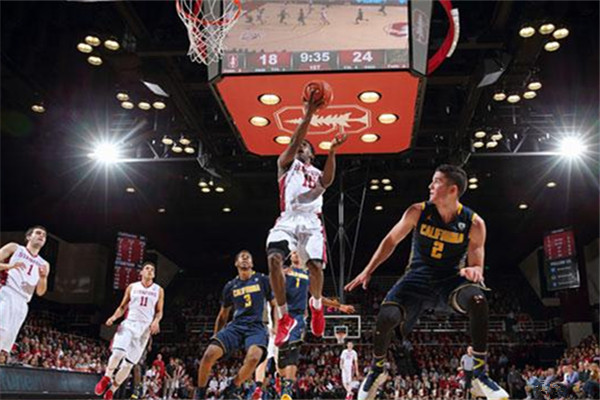Stanford defeats Harvard in Shanghai.