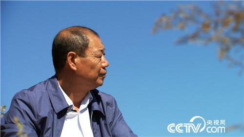 致富经:东北爷们儿如何把黄沙变黄金 11月15日