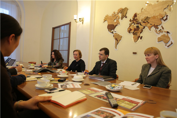 俄罗斯刮起“汉语风”：中文人才备受青睐