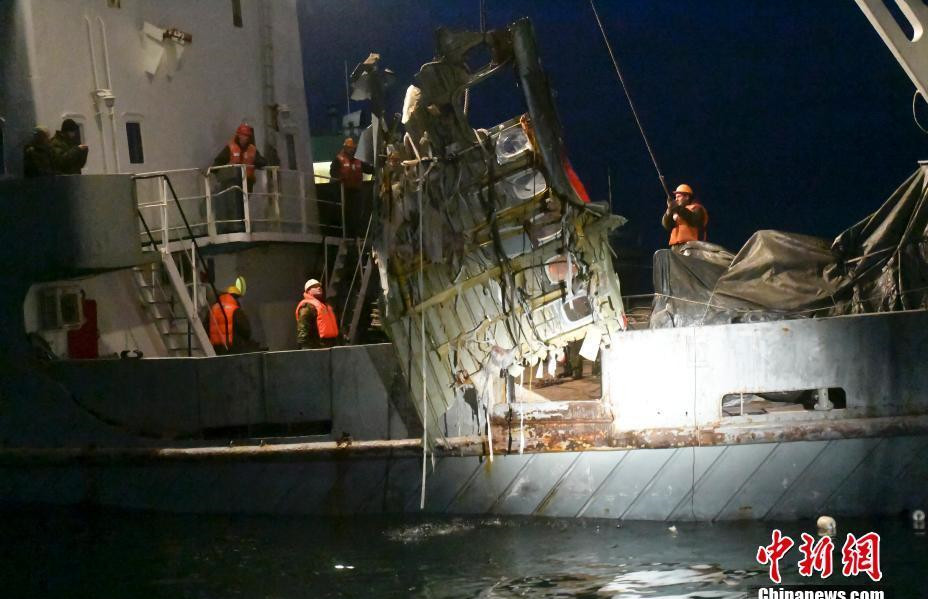 Russia finds Black Sea crash jet flight recorder