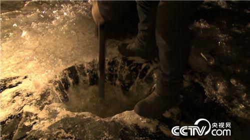 致富经:神秘大坑下的财富玄机 1月3日