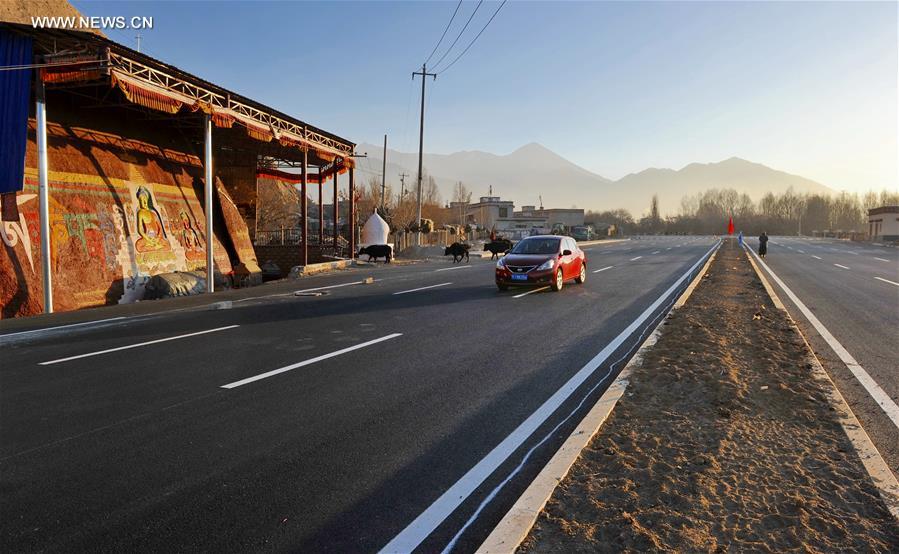 Photo taken on Jan. 6, 2017 shows the bridge construction site of the south section of a ring road near the Potala Palace in Lhasa, capital of southwest China