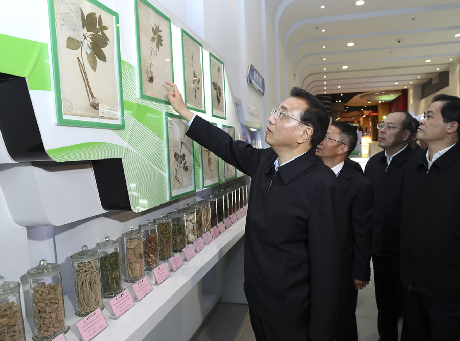 Chinese Premier Li Keqiang visits Yunnan Baiyao Group on Tuesday, January 24, 2017, in Kunming, southwest China