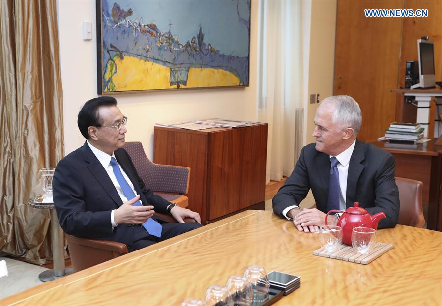 Chinese Premier Li Keqiang (L) and Australian Prime Minister Malcolm Turnbull hold talks in Canberra, Australia, March 23, 2017. (Xinhua/Pang Xinglei)  