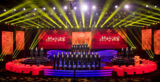 合唱歌曲《法官颂歌》