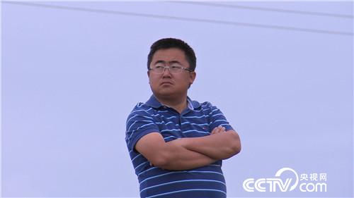 致富经:老爸给的500万不买房 偏要花花世界(20170712)