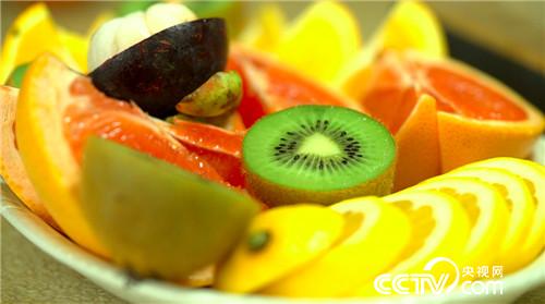 致富经:疯狂大叔“赌”出亿万财富(20170830)