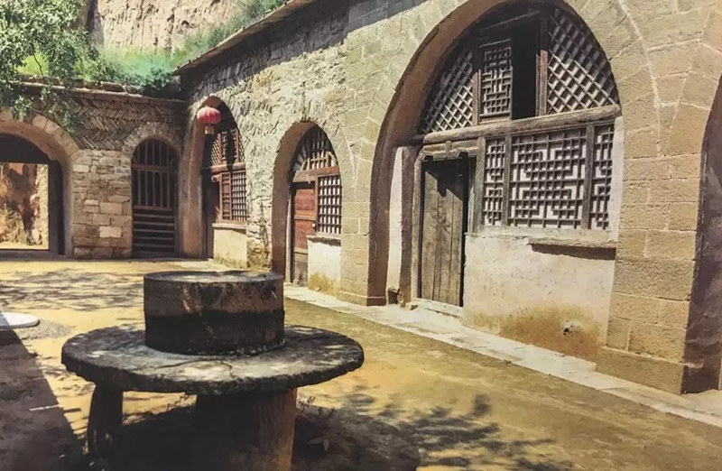 梁家河的老窑洞