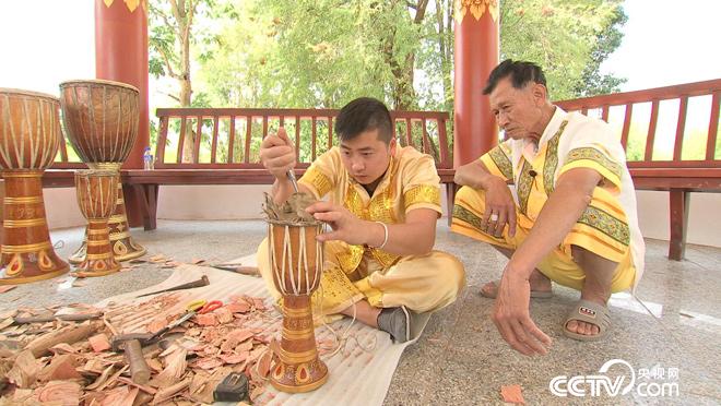 乡土:景谷采花泼水节 8月1日