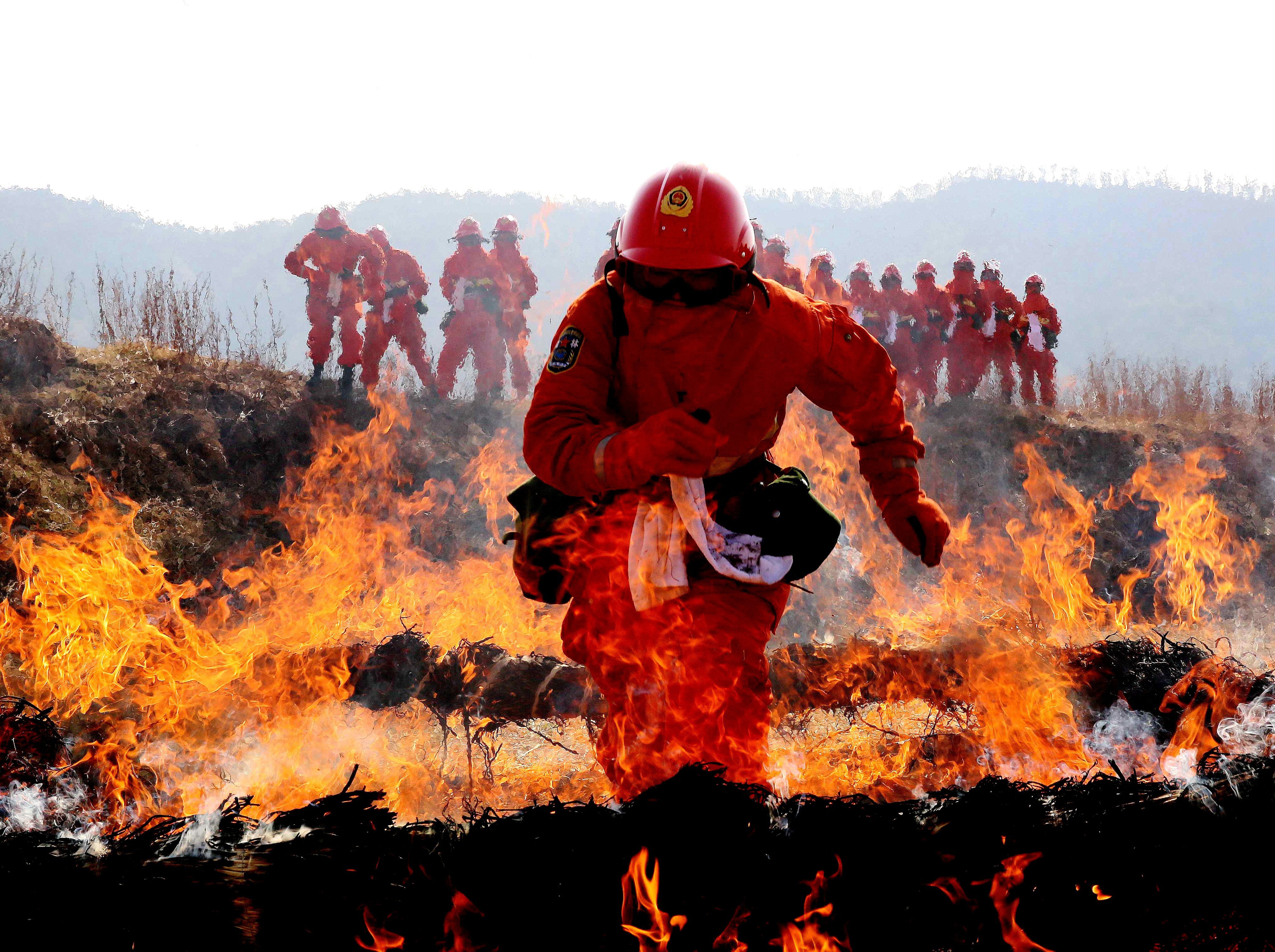 四川消防员 在木里森林大火中牺牲的救火英雄