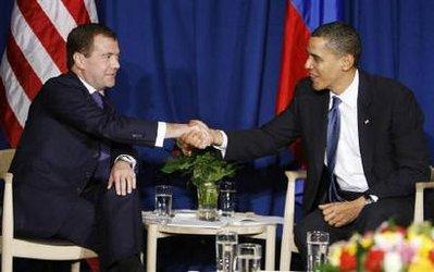 U.S.&nbsp;President&nbsp;Barack&nbsp;Obama&nbsp;(R)&nbsp;shakes&nbsp;hands&nbsp;with&nbsp;his&nbsp;Russian&nbsp;counterpart&nbsp;Dmitry&nbsp;Medvedev&nbsp;at&nbsp;the&nbsp;Bella&nbsp;Center&nbsp;in&nbsp;Copenhagen&nbsp;December&nbsp;18,&nbsp;2009.&nbsp;The&nbsp;United&nbsp;States&nbsp;and&nbsp;Russia&nbsp;are&nbsp;"quite&nbsp;close"&nbsp;to&nbsp;agreeing&nbsp;a&nbsp;new&nbsp;START&nbsp;nuclear&nbsp;arms&nbsp;reduction&nbsp;pact,&nbsp;Obama&nbsp;said&nbsp;on&nbsp;Friday.&nbsp;REUTERS/Larry&nbsp;Downing
