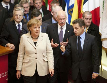 German&nbsp;Chancellor&nbsp;Angela&nbsp;Merkel&nbsp;(Front&nbsp;L),&nbsp;Greek&nbsp;Prime&nbsp;Minister&nbsp;Georgios&nbsp;Papandreou&nbsp;(C)&nbsp;and&nbsp;French&nbsp;President&nbsp;Nicolas&nbsp;Sarkozy&nbsp;(Front&nbsp;R)&nbsp;leave&nbsp;the&nbsp;EU&nbsp;Council&nbsp;building&nbsp;after&nbsp;a&nbsp;meeting&nbsp;in&nbsp;Brussels,&nbsp;capital&nbsp;of&nbsp;Belgium,&nbsp;Feb.&nbsp;11,&nbsp;2010.&nbsp;An&nbsp;informal&nbsp;summit&nbsp;of&nbsp;European&nbsp;Union&nbsp;leaders&nbsp;on&nbsp;Thursday,&nbsp;originally&nbsp;called&nbsp;to&nbsp;work&nbsp;on&nbsp;a&nbsp;new&nbsp;economic&nbsp;strategy&nbsp;for&nbsp;the&nbsp;next&nbsp;decade.&nbsp;(Xinhua/Thierry&nbsp;Monasse)