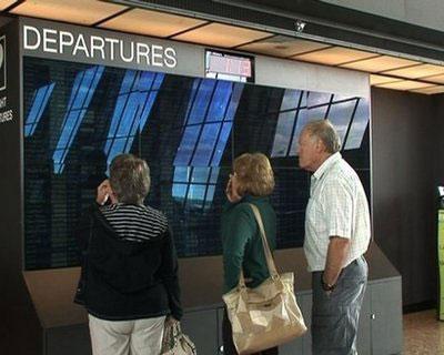 European&nbsp;travellers&nbsp;to&nbsp;the&nbsp;US&nbsp;found&nbsp;themselves&nbsp;unable&nbsp;to&nbsp;get&nbsp;home&nbsp;for&nbsp;the&nbsp;third&nbsp;day&nbsp;in&nbsp;a&nbsp;row.&nbsp;(AFPTV)
