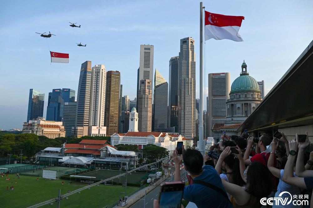 新加坡举行国庆庆典