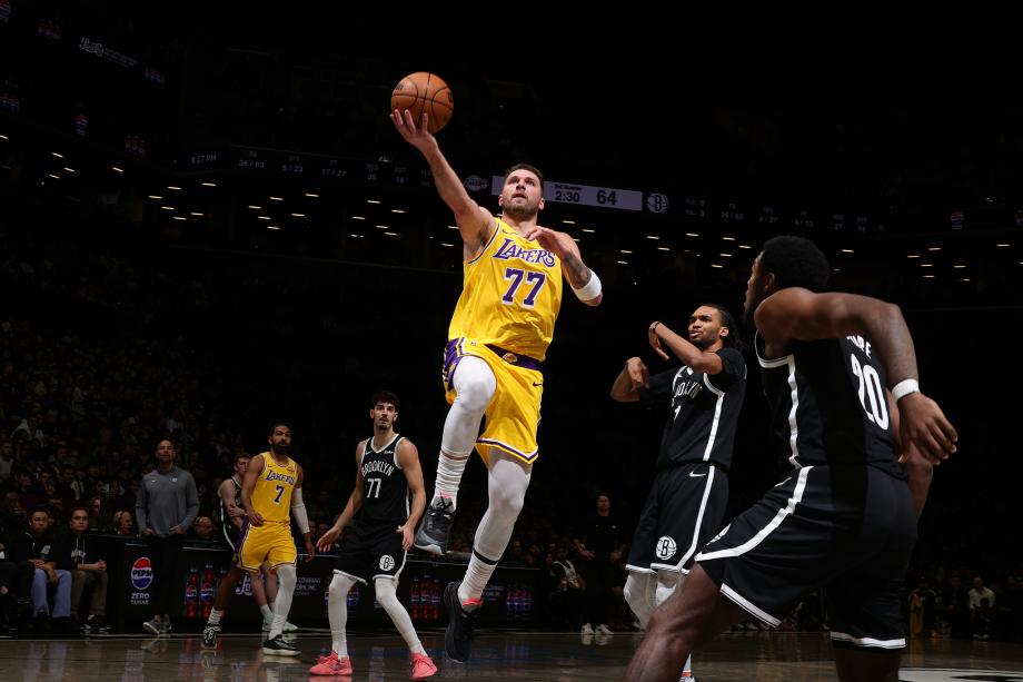 [图]东契奇24+6+5 湖人战胜篮网