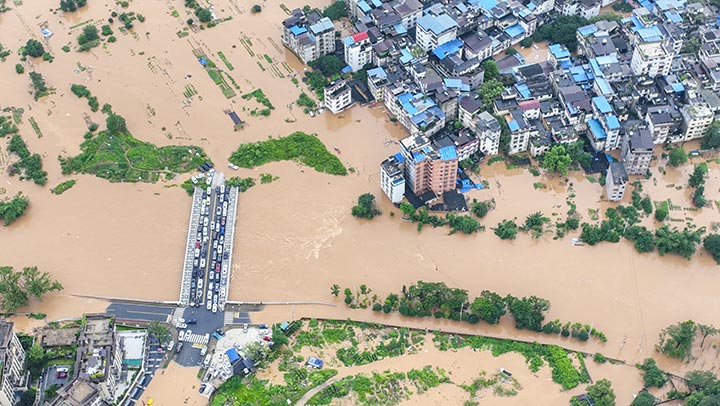 广西桂林遭遇1998年以来最大洪水_新闻_央视网(cctv.com)