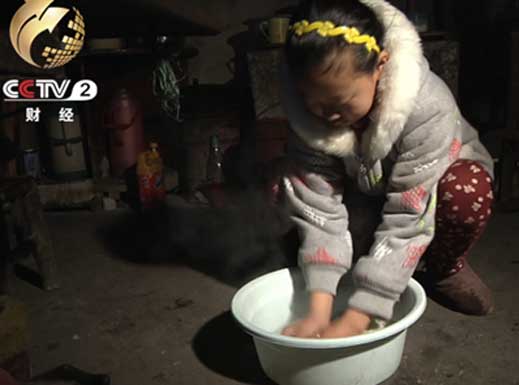 年仅十岁的玺霖　已经四年未见过妈妈