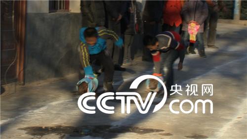 暧昧短信和她偷花的一千多万元