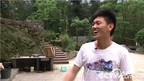 他靠娃娃鱼和山里的秘密赚钱