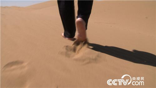 赤脚踏平&ldquo;火焰山&rdquo;　沙中掘出亿万财