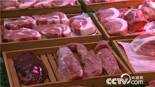 门外汉养猪有高招 猪粪还能赚千万(02170307)