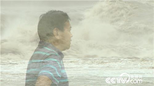 致富经：他的财富最怕热 偏偏要在火城求(20171121)