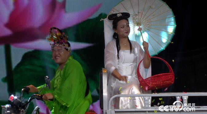 阳光大道：为你点赞 11月26日