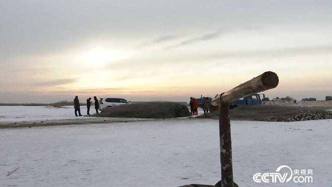 藏在冰面下十年的神秘财富