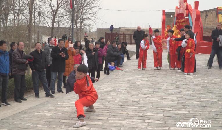 乡土：乡土中国美好生活 古镇里的狂欢节 5月10日