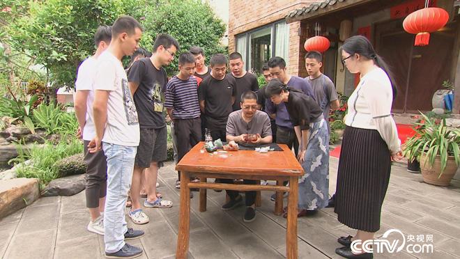 乡土：手艺中国 追&ldquo;艺&rdquo;边境小城 7月23日