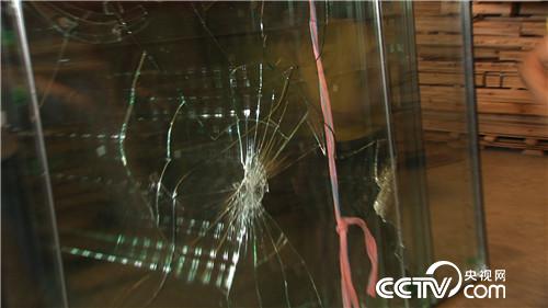 [致富经]28岁 用28万砸出亿万财富 20180809 