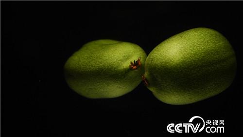 [致富经]跟往事干杯 单身辣妈年赚百万 20181106