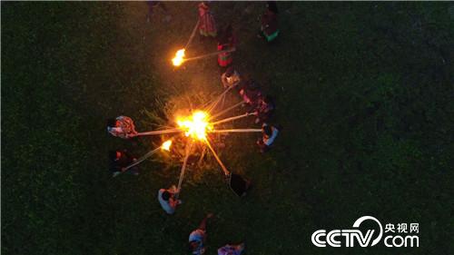 [致富经]了不起 中国农民 第五集 我的家 20181221 