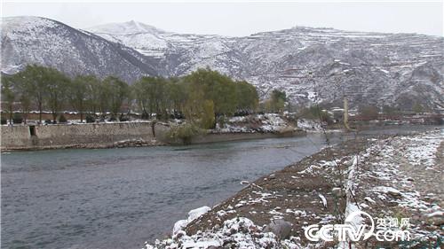 [致富经]两次三番斗荒滩 鹅卵石间赚大钱 20181227 