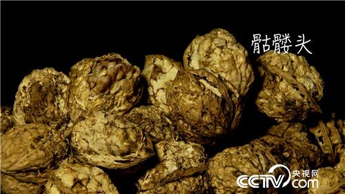 [致富经]大白胆 一把刀 一年砍出6000万 20190108